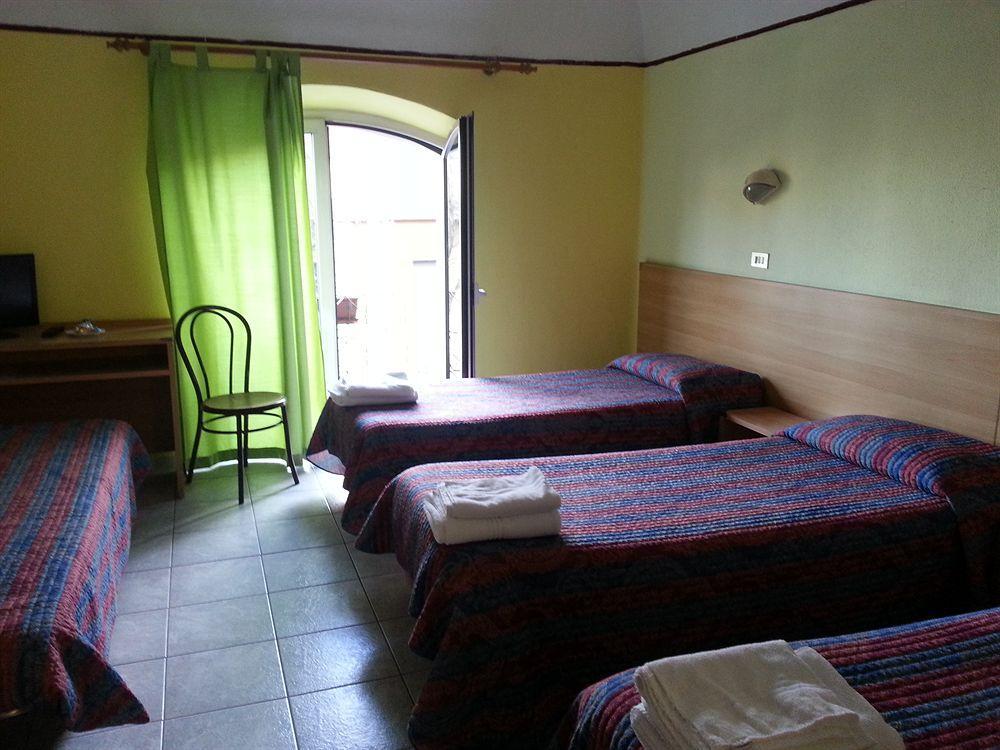 Hotel Stazione Novara Exterior photo